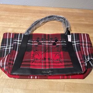 A Victoria secret tote bag